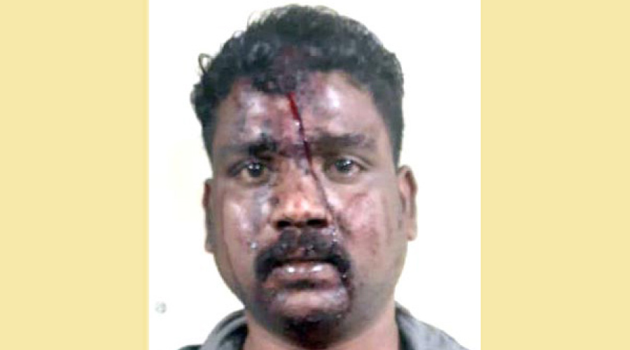 വധശ്രമക്കേസിൽ ജാമ്യത്തിലിറങ്ങിയ പ്രതി വീട്ടമ്മയെ ആക്രമിച്ച കേസിൽ അറസ്റ്റിൽ വധശ്രമക്കേസിൽ ജാമ്യത്തിലിറങ്ങിയ പ്രതി വീട്ടമ്മയെ ആക്രമിച്ച കേസിൽ അറസ്റ്റിൽ