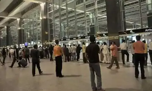 വി​ദേ​ശ​ത്തു​നി​ന്നു വ​രു​ന്ന​വ​ർ​ക്ക് ആ​ർ.​ടി.​പി.​സി.​ആ​ർ പ​രി​ശോ​ധ​ന​യി​ൽ ഇ​ള​വുമായി കർണാടക