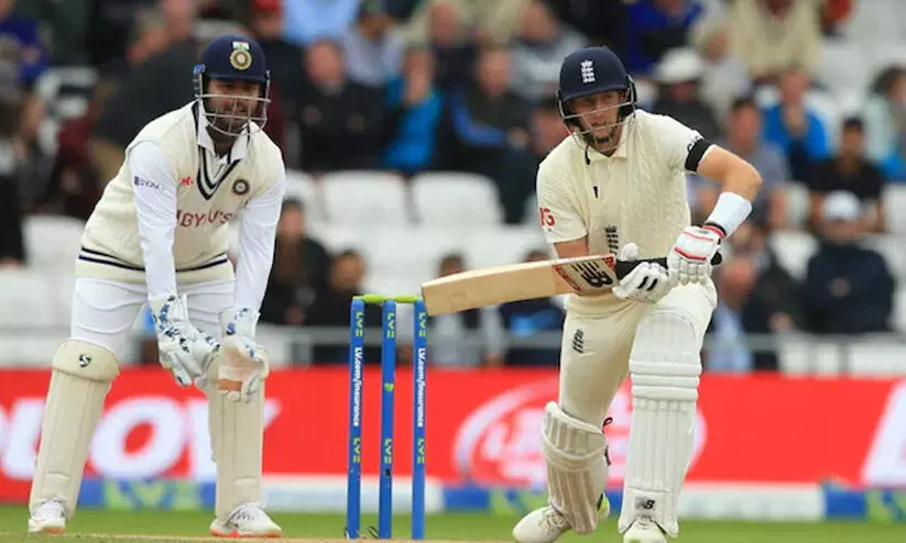 റൂട്ടിന് വീണ്ടും സെഞ്ച്വറി; ലീഡ്സിൽ കൂറ്റൻ ലീഡുമായി ഇംഗ്ലണ്ട് റൂട്ടിന് വീണ്ടും സെഞ്ച്വറി; ലീഡ്സിൽ കൂറ്റൻ ലീഡുമായി ഇംഗ്ലണ്ട്