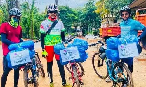 സൈക്കിളിലേറി ലഡാക്കിലേക്ക് മൂവർ സംഘം