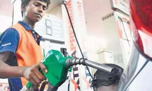 പുതുച്ചേരിയും നികുതി കുറച്ചു; പെട്രോൾ വില കുറയും