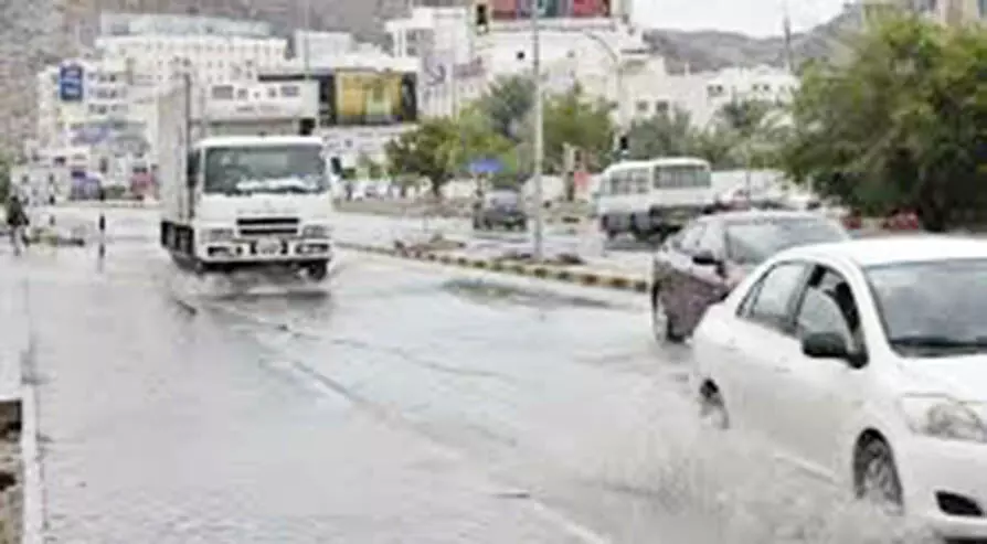 ഒമാനിൽ വേനൽമഴ 18 ശതമാനം വർധിച്ചു ഒമാനിൽ വേനൽമഴ 18 ശതമാനം വർധിച്ചു