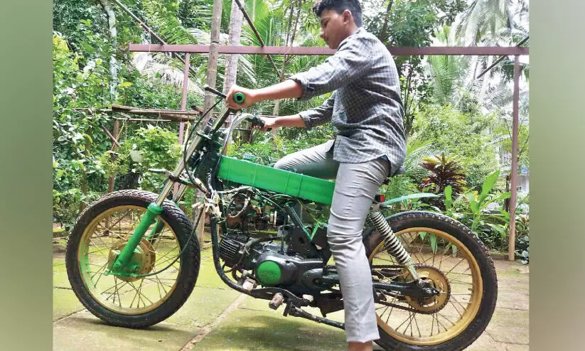 ഇത് നഹ്യാന്റെ സ്വന്തം ഹീറോ ഹോണ്ട ബൈക്ക് ഇത് നഹ്യാന്റെ സ്വന്തം ഹീറോ ഹോണ്ട ബൈക്ക്