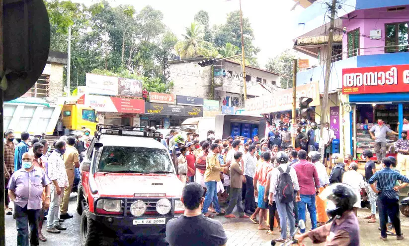 റാന്നി നഗരമധ്യത്തിൽ സിനിമ സ്​റ്റൈലിൽ സംഘർഷം