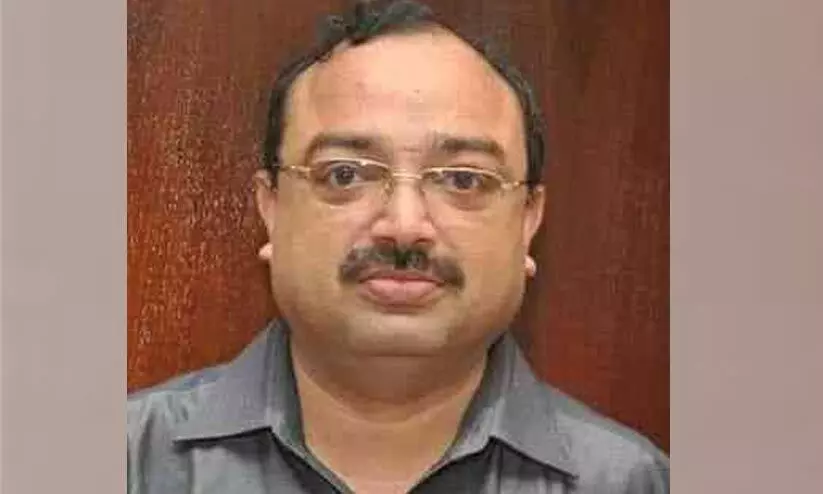 പഴം പൊരി കഴിക്കുന്നതിനിടെ ശ്വാസ തടസം അനുഭവപ്പെട്ടയാൾ ഹൃദയാഘാതം മൂലം മരിച്ചു പഴം പൊരി കഴിക്കുന്നതിനിടെ ശ്വാസ തടസം അനുഭവപ്പെട്ടയാൾ ഹൃദയാഘാതം മൂലം മരിച്ചു