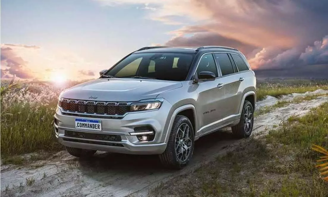 Jeep Commander three-row SUV officially revealed Jeep Commander three-row SUV officially revealed