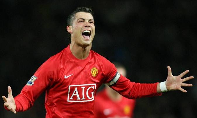 സിറ്റി പിന്മാറി, റൊണാൾഡോ മാഞ്ചസ്റ്റർ യുനൈറ്റഡിലേക്കെന്ന് റിപ്പോർട്ട്; ആരാധകർ ആവേശത്തിൽ സിറ്റി പിന്മാറി, റൊണാൾഡോ മാഞ്ചസ്റ്റർ യുനൈറ്റഡിലേക്കെന്ന് റിപ്പോർട്ട്; ആരാധകർ ആവേശത്തിൽ