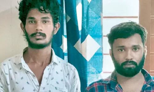 ഏഴര കിലോ കഞ്ചാവുമായി യുവാക്കൾ പിടിയിൽ