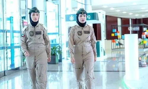 ദുബൈ പൊലീസി​െൻറ ആകാശദൗത്യങ്ങൾക്ക്​ രണ്ടു​ വനിതാ പൈലറ്റുമാരും