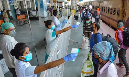 രണ്ടു ഡോസ് വാക്സിൻ സ്വീകരിച്ചവർക്ക് ആഭ്യന്തര യാത്രക്ക് ആർ.ടി.പി.സി.ആർ വേണ്ട -കേന്ദ്രം