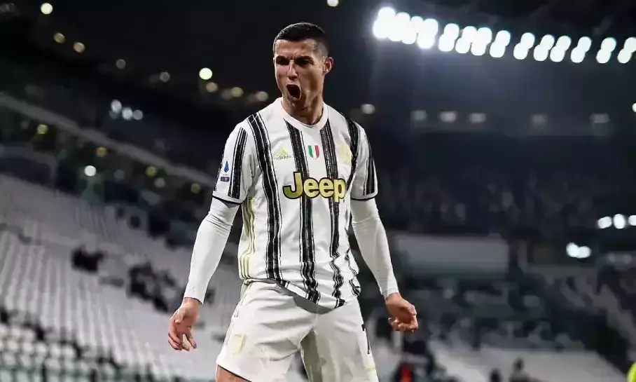 എല്ലാം മാറ്റിമറിച്ച് െഫർഗുസന്റെ ആ വിളി; വീണ്ടും ചരിത്രമെഴുതുമോ 36 കാരന്റെ ഈ രണ്ടാമൂഴം എല്ലാം മാറ്റിമറിച്ച് െഫർഗുസന്റെ ആ വിളി; വീണ്ടും ചരിത്രമെഴുതുമോ 36 കാരന്റെ ഈ രണ്ടാമൂഴം