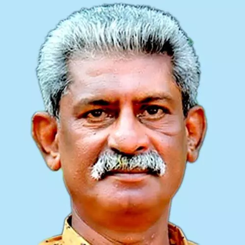 ഹോ​ട്ട​ൽ ഉ​ട​മ കു​ഴ​ഞ്ഞു​വീ​ണ് മ​രി​ച്ചു