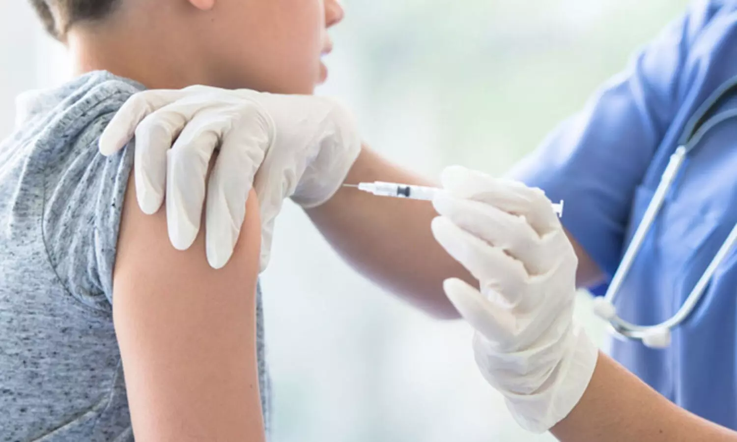 കുത്തിവെപ്പെടുക്കാത്ത കുവൈത്തികൾക്ക്​​ ഇന്നുമുതൽ വിദേശയാത്ര പറ്റില്ല