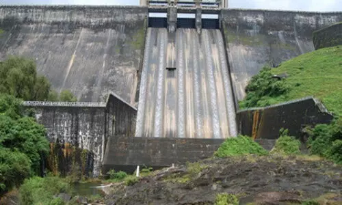 പൂ​ർ​ണ സം​ഭ​ര​ണ ശേ​ഷി​യോ​ട് അ​ടു​ത്ത് ഡാ​മു​ക​ൾ