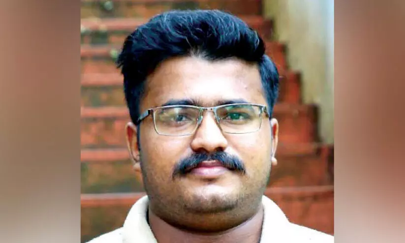 ഉ​ജ്ജ്വ​ൽ കെ. ​മേ​നോ​െൻറ ലാ​വോ​ടാ​ബ് പ്രോ​ജ​ക്ടി​ന് എ.​​െഎ.​സി.​ടി.​ഇ നോ​മി​നേ​ഷ​ൻ