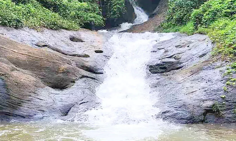 shoolam waterfalls