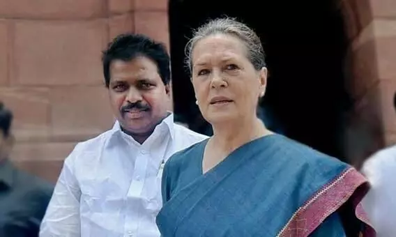 കൊടിക്കുന്നിലിനെ സോണിയ പിന്തുണക്കുന്നുണ്ടോ –സി.പി.എം