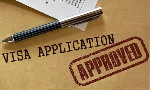 യു.എ.ഇയിലേക്ക്​ തിങ്കളാഴ്​ച മുതൽ സന്ദർശക വിസ അ​നുവദിക്കും