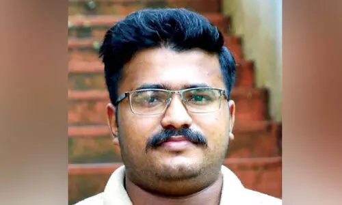 ഉ​ജ്ജ്വ​ൽ കെ. ​മേ​നോ​െൻറ ലാ​വോ​ടാ​ബ് പ്രോ​ജ​ക്ടി​ന് എ.​​െഎ.​സി.​ടി.​ഇ നോ​മി​നേ​ഷ​ൻ