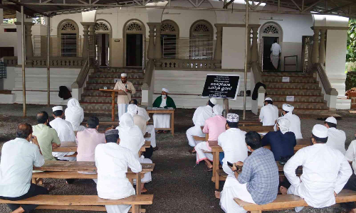 ചരിത്രം വികലമാക്കുന്നവർക്കെതിരെ തെരുവോര ചരിത്ര ക്ലാസൊരുക്കി എസ്.വൈ.എസ്