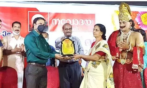 മാ​തൃ​ശി​ശു സേ​വ​ന​രം​ഗ​ത്ത് 30 വ​ർ​ഷം: ല​ളി​താം​ബി​ക അ​മ്മ​യെ ആ​ദ​രി​ച്ച് ന​വോ​ദ​യ റി​യാ​ദ്​