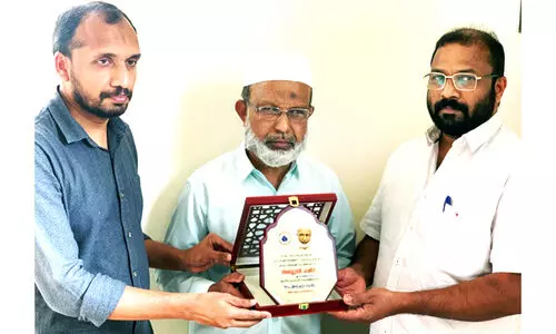 ഖ​സീം പ്ര​വാ​സി​സം​ഘം യാ​ത്ര​യ​യ​പ്പ് ന​ൽ​കി