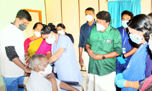 ആ​ല​പ്പു​ഴ​യി​ലെ ടൂ​റി​സം മേ​ഖ​ല​യി​ൽ വാ​ക്‌​സി​നേ​ഷ​ൻ പൂ​ർ​ണം