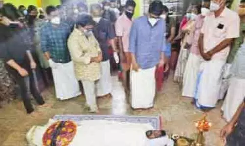 എ​െൻറ ജീവിതത്തി​െൻറ ഭാഗമാണ്​ വേർപ്പെട്ടത്​; ഹൃദയത്തിൽതൊട്ട് ബി. ഉണ്ണികൃഷ്​ണ​െൻറ ഫേസ്​ബുക്​​ പോസ്​റ്റ്