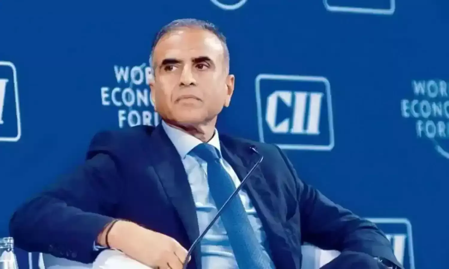 100 രൂപ വരുമാനം കിട്ടിയാൽ 35 രൂപയും കൊണ്ട്​ പോകുന്നത്​ സർക്കാർ -സുനിൽ മിത്തൽ