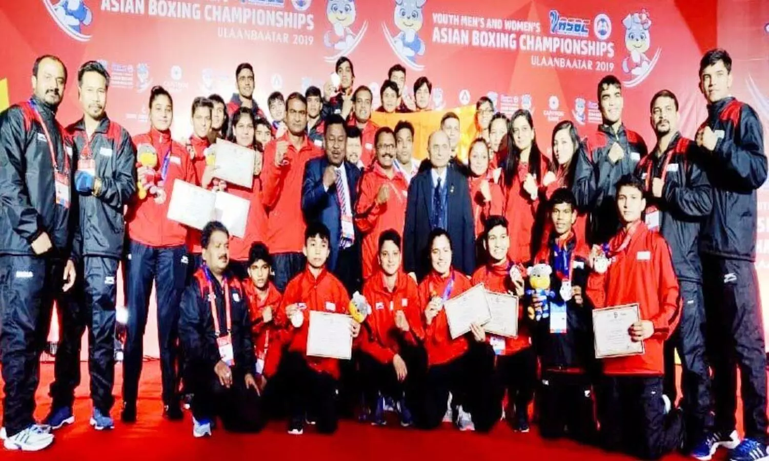 യൂ​ത്ത്​ ബോ​ക്​​സി​ങ്ങി​ൽ മെ​ഡ​ൽ​പൂ​രം