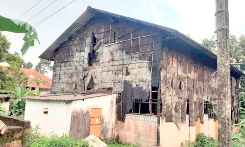 മനസ്സുകളിൽ ഹൗസ്​ഫുൾ ഓർമയാണ്​കിഴക്കമ്പലത്തെ ഉഷ