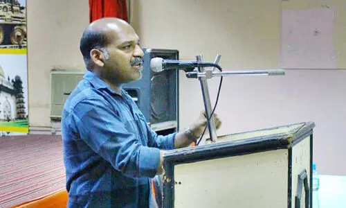 പ്ര​വാ​സ​ത്തി​ന്​ തി​ര​ശ്ശീ​ല​യി​ട്ട്​ സു​രേ​ഷ്​