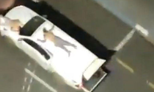 ബ്രസീലിൽ വൻ ബാങ്കുകൊള്ള; കവർച്ച സംഘം രക്ഷപ്പെട്ടത്​ ജനത്തെ ബന്ദിയാക്കി കാറുകളിൽ കെട്ടിയിട്ട്​, ഞെട്ടിക്കുന്ന വിഡിയോ...