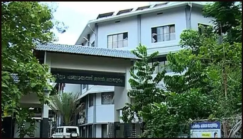 ജില്ല പഞ്ചായത്ത്​ ഒാഫിസിൽ വിജിലൻസ്​ പരിശോധന; ക്രമക്കേട്​ കണ്ടെത്തി