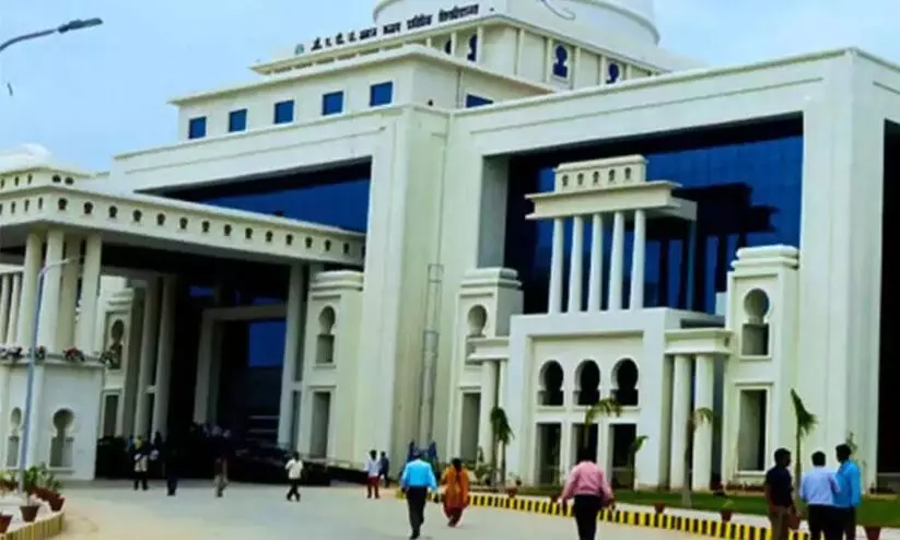 സാങ്കേതിക സർവകലാശാല ആറാം സെമസ്റ്റർ ബി.ടെക് പരീക്ഷ നടത്താൻ സുപ്രീം കോടതി അനുമതി സാങ്കേതിക സർവകലാശാല ആറാം സെമസ്റ്റർ ബി.ടെക് പരീക്ഷ നടത്താൻ സുപ്രീം കോടതി അനുമതി