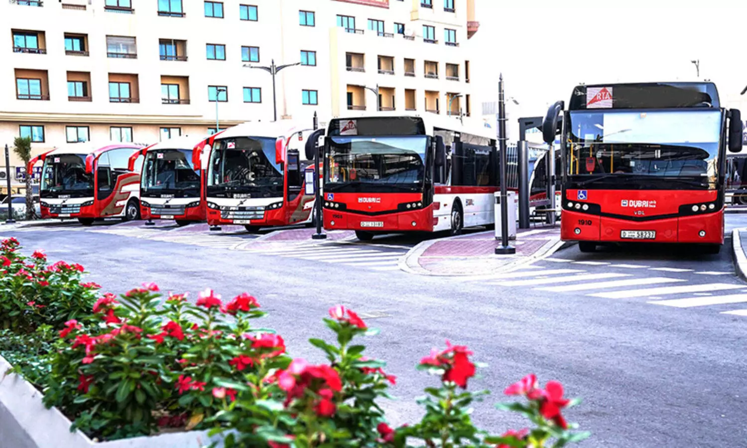 ഇന്ന്​ മുതൽ ബസുകളിൽ കൂടുതൽ യാത്രികരെ അനുവദിക്കും