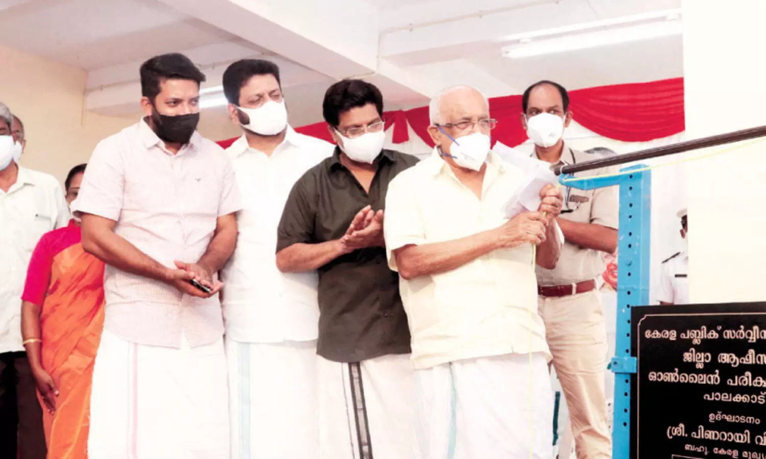 സ്വന്തം കെട്ടിടത്തിൽ സംസ്ഥാനത്തെ ആദ്യ  ജില്ല പി.എസ്​.സി ഒാഫിസ്​ തുറന്നു