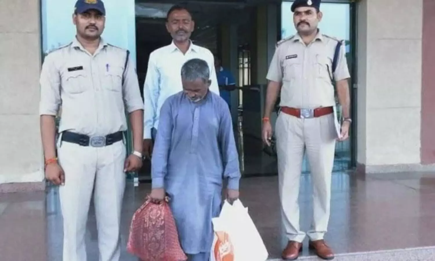 പാക്​ ജയിലിൽ കിടന്നത്​ 23 വർഷം; അബദ്ധത്തിൽ അതിർത്തി കടന്ന മധ്യപ്രദേശ്​ സ്വദേശിക്ക്​ ഒടുവിൽ മോചനം