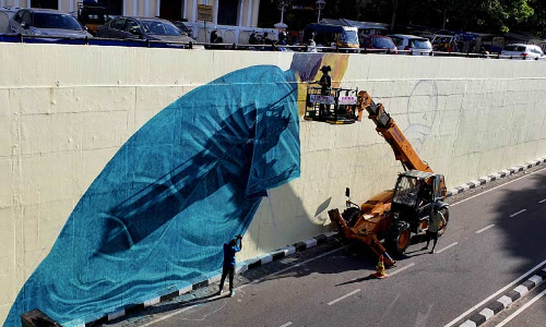 തി​രു​വ​ന​ന്ത​പു​രം നഗരത്തെ കാൻവാസാക്കി അൻപു വര തുടങ്ങി