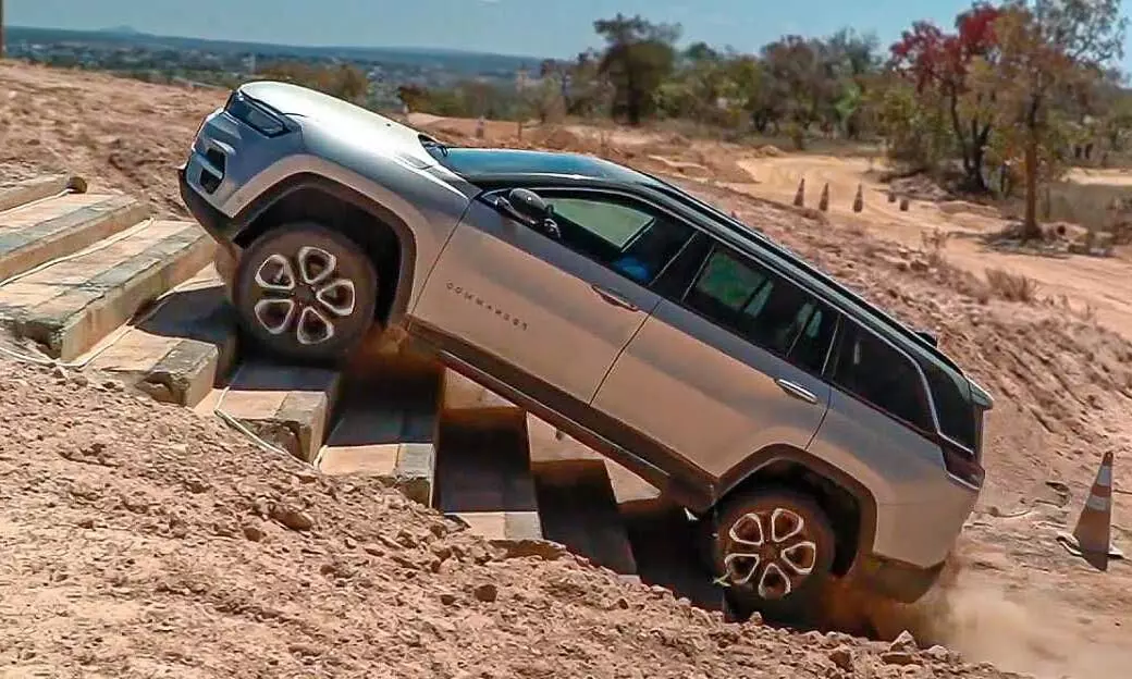 India-bound Jeep Commander 7 seat SUV shows off its off-road