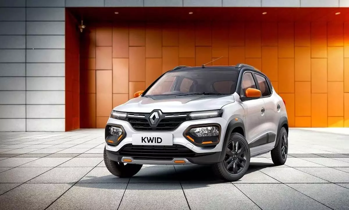 Renault Kwid gets dual airbags on all variants