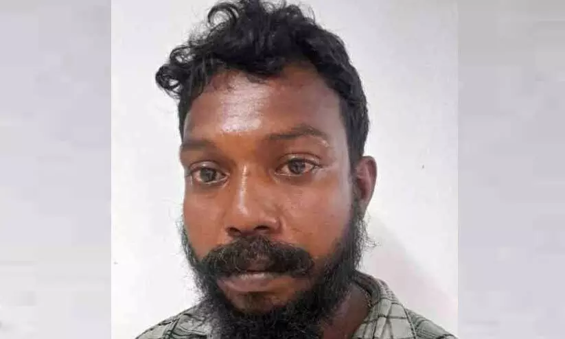 പെൺകുട്ടിക്കുനേരേ അശ്ലീല പ്രദർശനം; യുവാവ് അറസ്റ്റിൽ പെൺകുട്ടിക്കുനേരേ അശ്ലീല പ്രദർശനം; യുവാവ് അറസ്റ്റിൽ