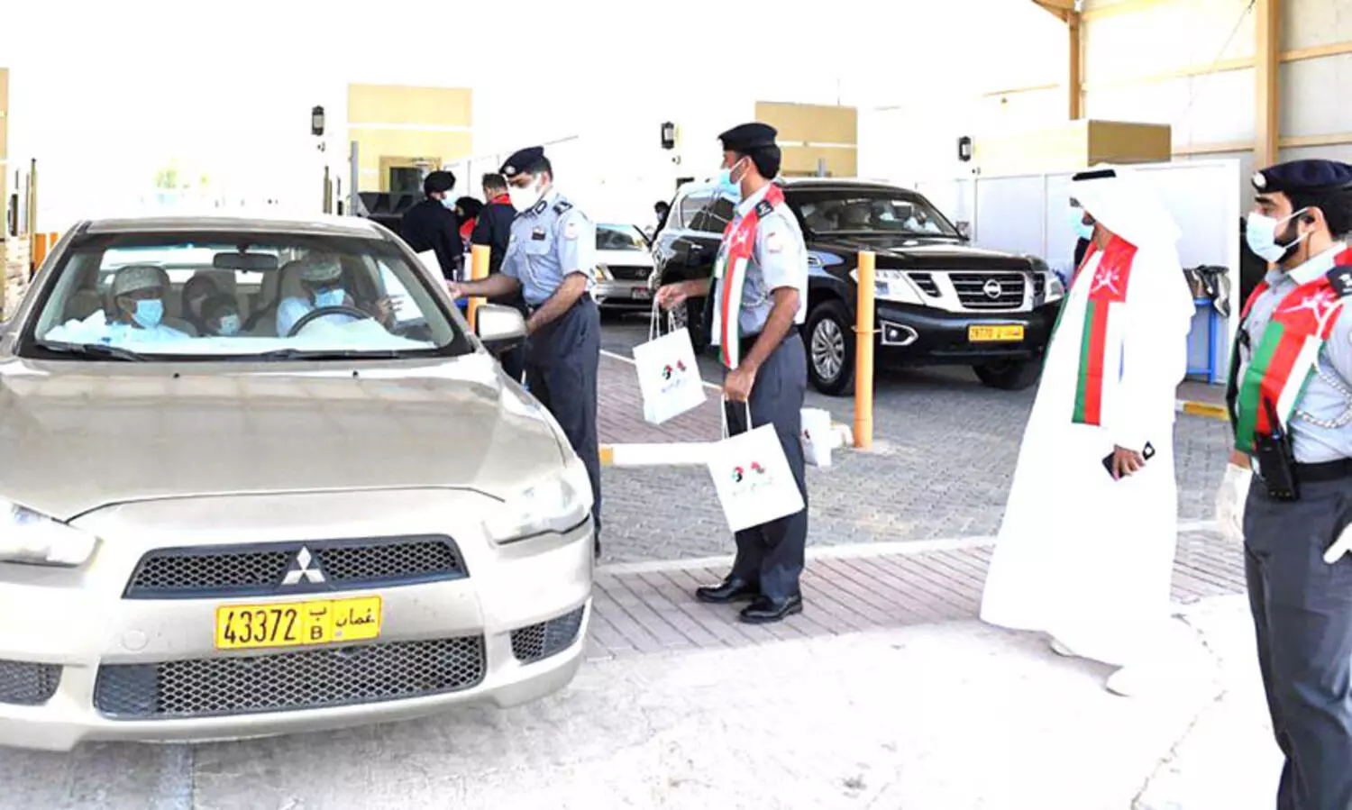 കരമാർഗം ഒമാനിൽ നിന്ന്​ യാത്രക്കാർ എത്തിത്തുടങ്ങി