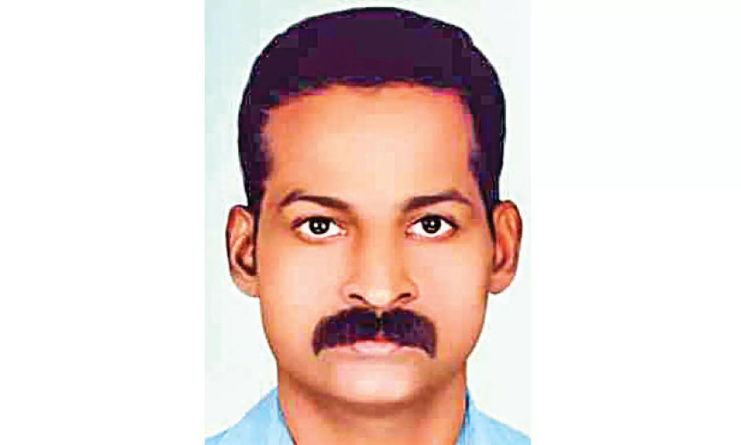 യു​വാ​വ്​ ഒ​മാ​നി​ൽ അ​പ​ക​ട​ത്തി​ൽ മ​രി​ച്ചി​ട്ട്​ 10 വ​ർ​ഷം;  സ​ഹാ​യം കാ​ത്ത്​ ഭാ​ര്യ​യും ര​ണ്ട് പെ​ൺ​മ​ക്ക​ളും