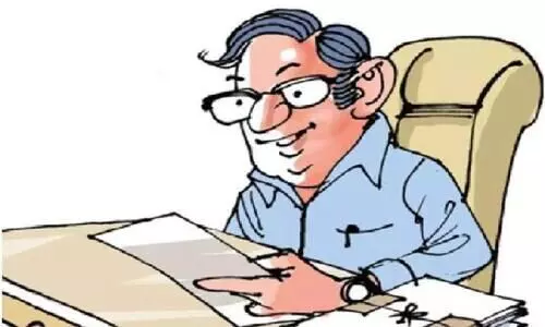 സർക്കാർ ഒാഫീസുകൾ ശനിയാഴ്​ചയും തുറക്കും, പഞ്ചിങ്​ വ്യാഴാഴ്​ച മുതൽ; കോവിഡ്​കാല ക്രമീകരണങ്ങൾ ഒഴിവാക്കി