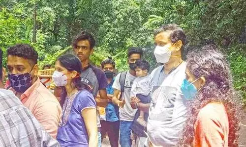 കർണാടകയിലേക്കുള്ള യാത്രാനിയന്ത്രണം നീട്ടി