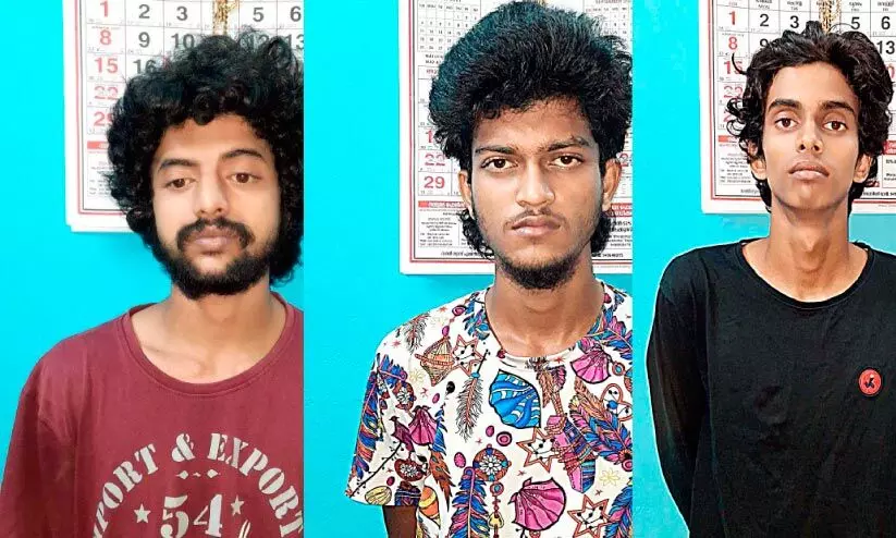 വനിത ഡോക്ടറോട് മോശമായി പെരുമാറിയ മൂന്നുപേർ അറസ്​റ്റിൽ