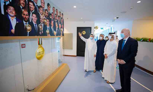 mansoor with fifa chief mansoor with fifa chief