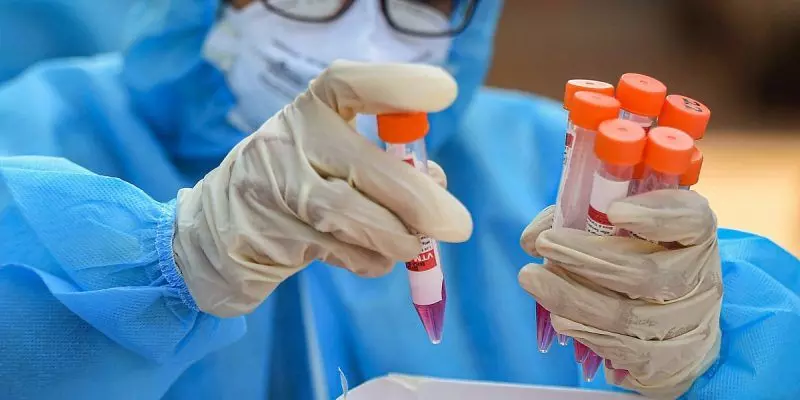 ഒമിക്രോൺ, കോവിഡ് വാക്സിന്റെ ഫലം കുറച്ചുവെന്ന് ലോകാരോഗ്യ സംഘടന ഒമിക്രോൺ, കോവിഡ് വാക്സിന്റെ ഫലം കുറച്ചുവെന്ന് ലോകാരോഗ്യ സംഘടന