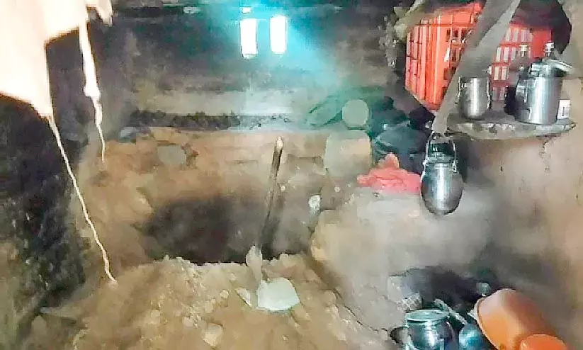 അടുക്കളയില്‍ മൃതദേഹം കണ്ടെത്താൻ സഹായിച്ചത് 13കാര​നായ മക​െൻറ സംശയം